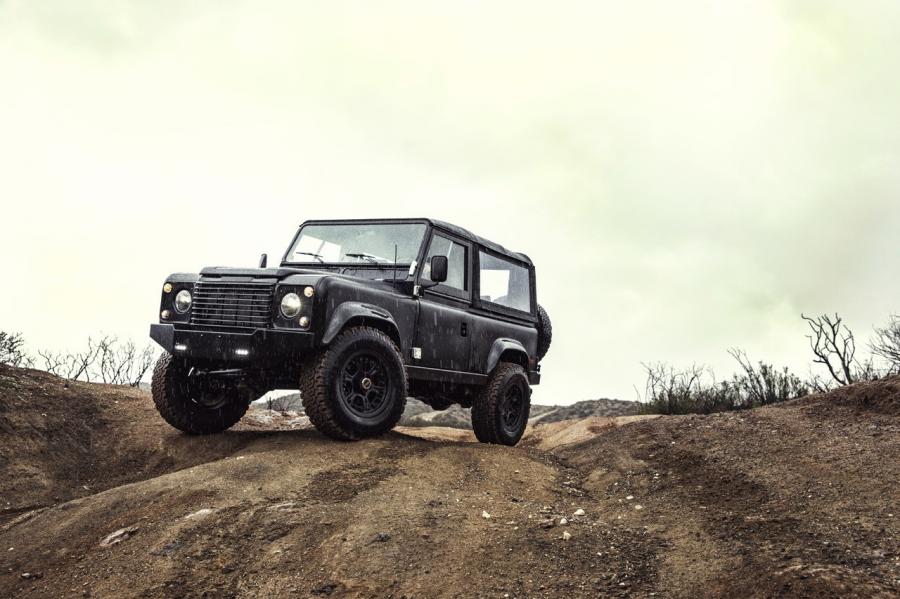  Land Rover Defender 90 by Icon 2014 года  (фото 2 из 63)